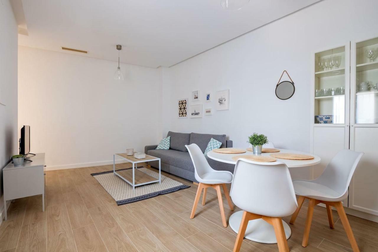 Triana Alfareria Suites By Valcambre Sevilla Bagian luar foto