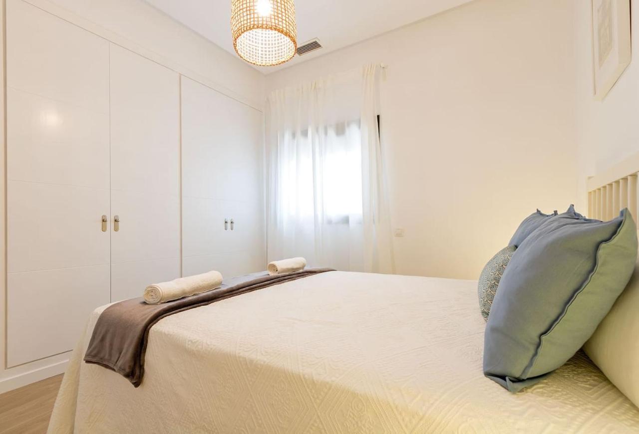 Triana Alfareria Suites By Valcambre Sevilla Bagian luar foto